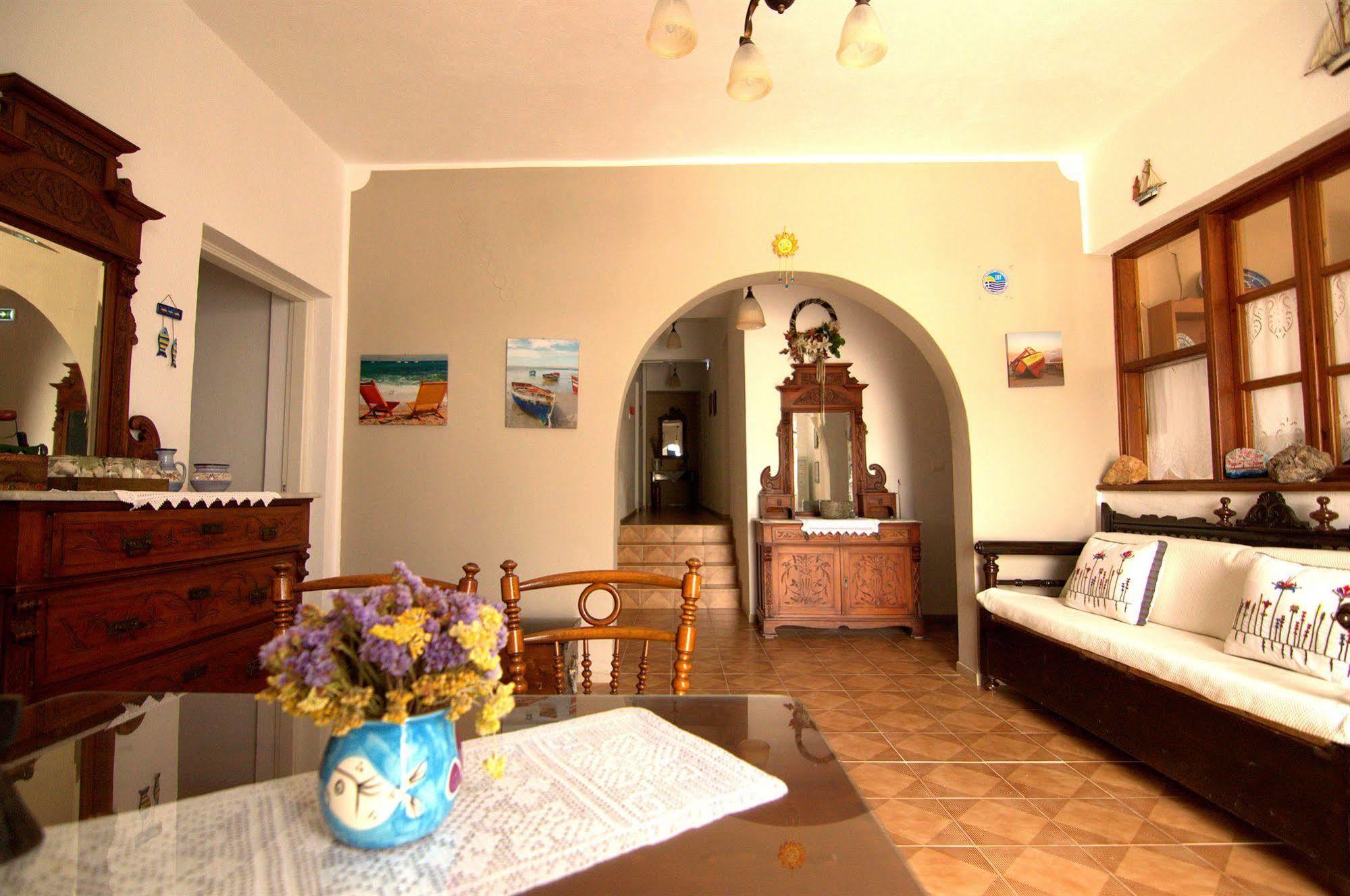 Hotel Anna'S Karterados  Exteriér fotografie